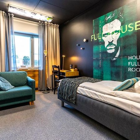 Time Hostel Nova - Sairaalan Vieressae Jyväskylä Kültér fotó