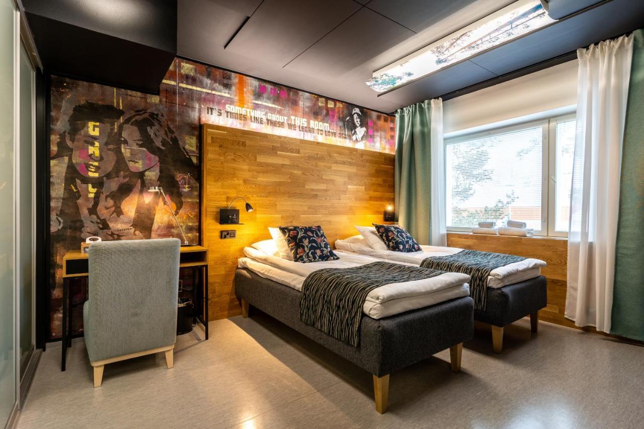 Time Hostel Nova - Sairaalan Vieressae Jyväskylä Kültér fotó